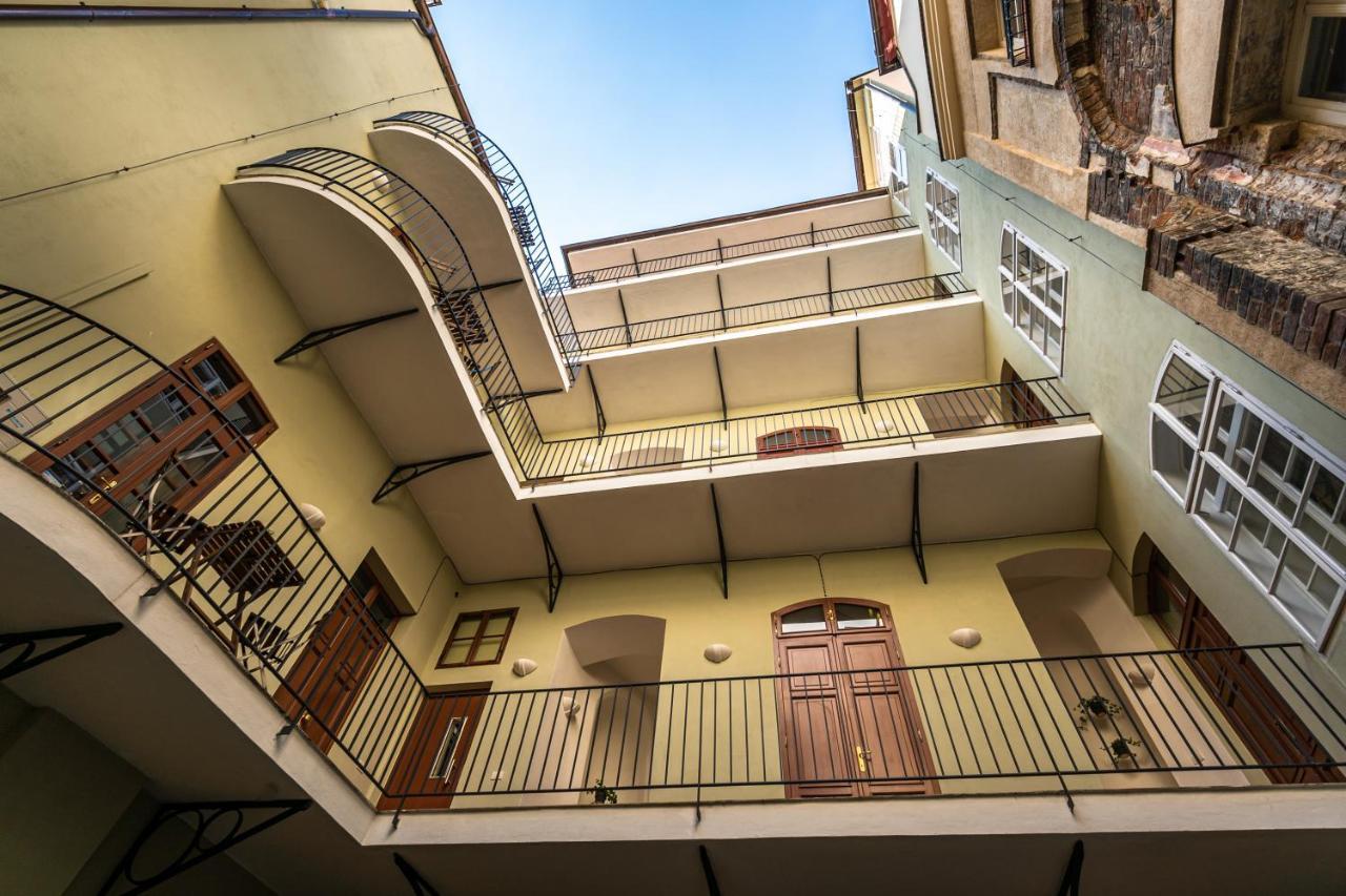 Charles Apartments In Old Town براغ المظهر الخارجي الصورة