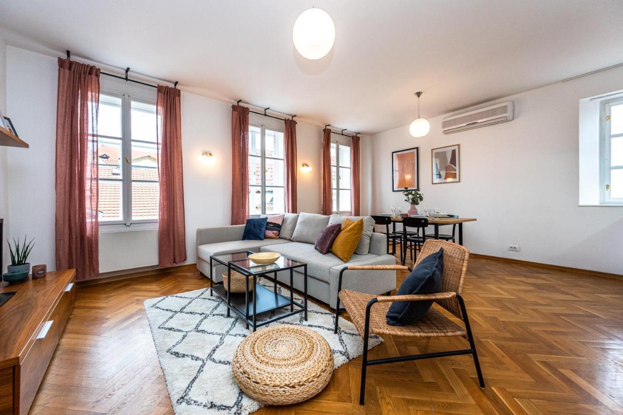 Charles Apartments In Old Town براغ المظهر الخارجي الصورة