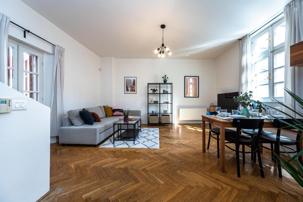 Charles Apartments In Old Town براغ المظهر الخارجي الصورة