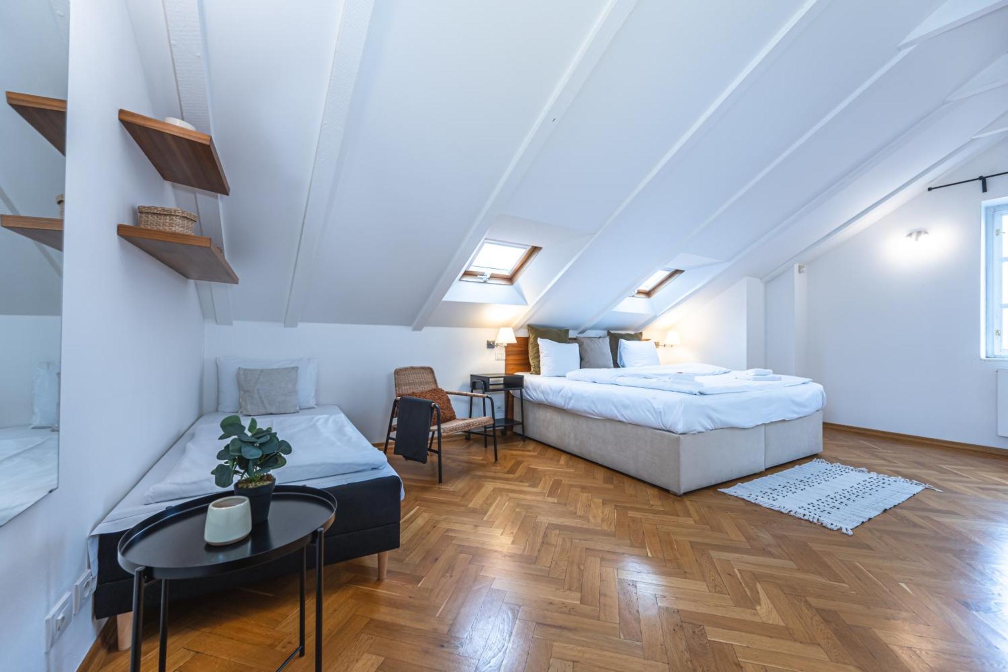 Charles Apartments In Old Town براغ المظهر الخارجي الصورة