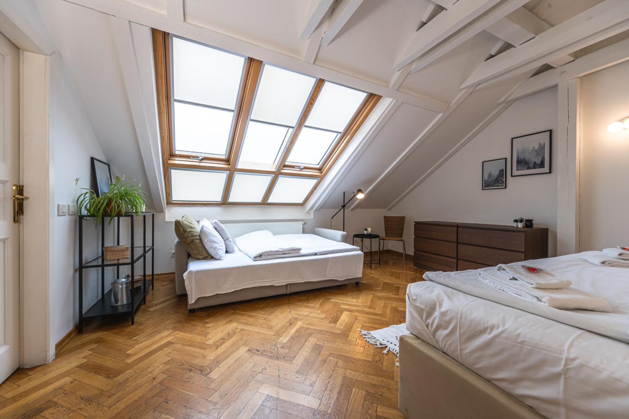 Charles Apartments In Old Town براغ المظهر الخارجي الصورة