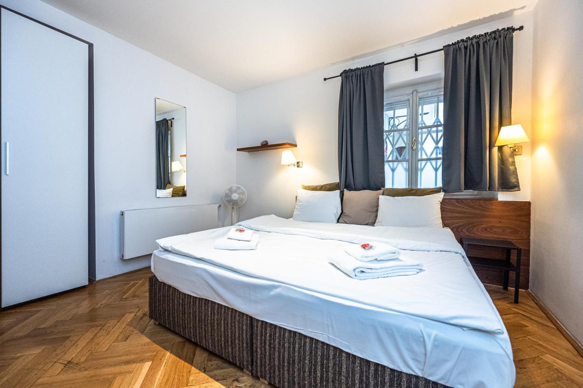 Charles Apartments In Old Town براغ المظهر الخارجي الصورة